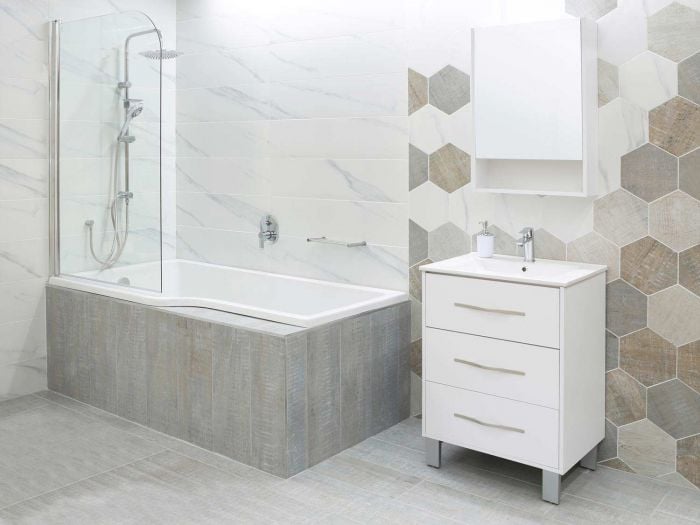 Elle White Right Hand Shower Bath - 1700 x 895mm