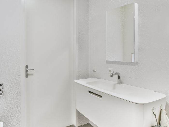 Barcelona White Mirror Cabinet - 500 x 140 x 700mm